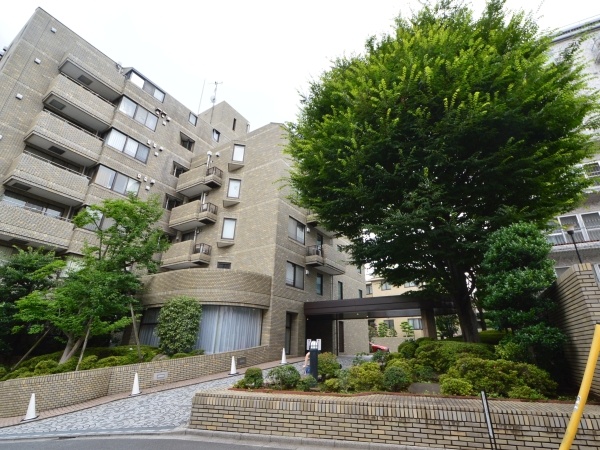 フラット緑ヶ岡